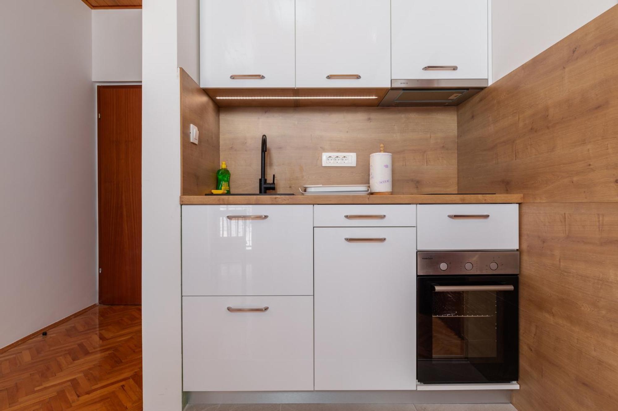 Apartments And Rooms Spiro Mimice Exterior foto