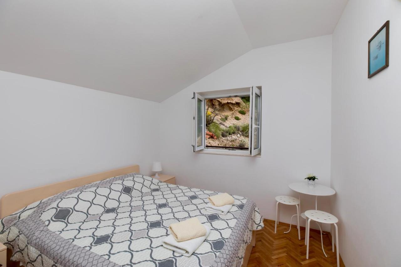 Apartments And Rooms Spiro Mimice Exterior foto