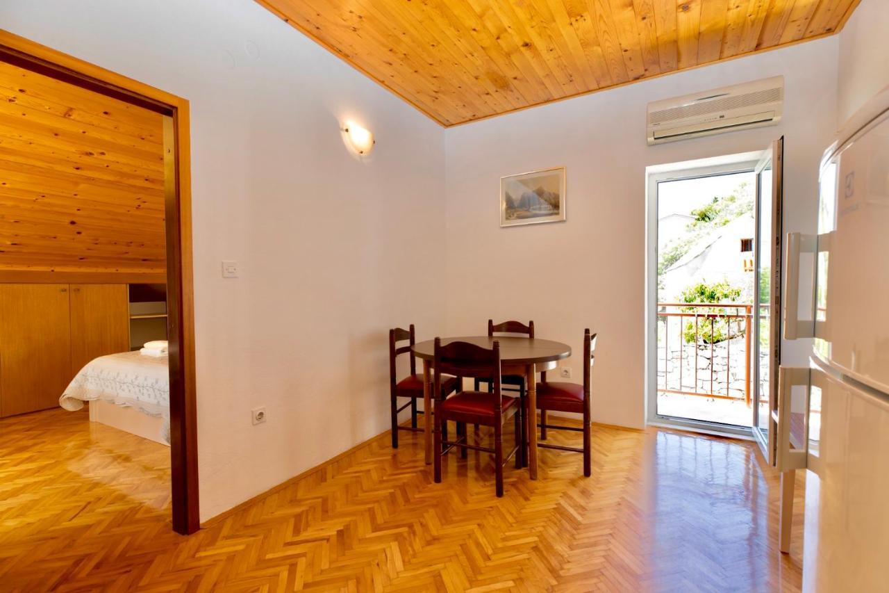 Apartments And Rooms Spiro Mimice Exterior foto